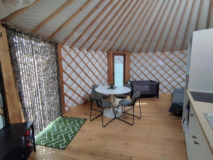 Location de vacances pour 6 personnes, avec jardin ainsi que terrasse et jacuzzi, animaux acceptés dans Brugelette - 4