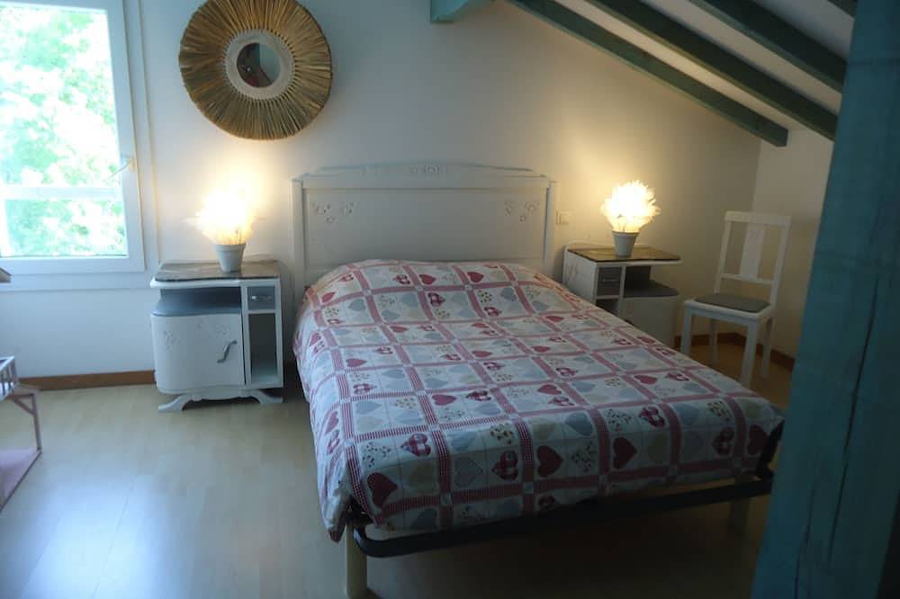 Maison avec piscine chauffée 10 sur 5m in Saint-Pierre-d'Irube, Région de Bayonne