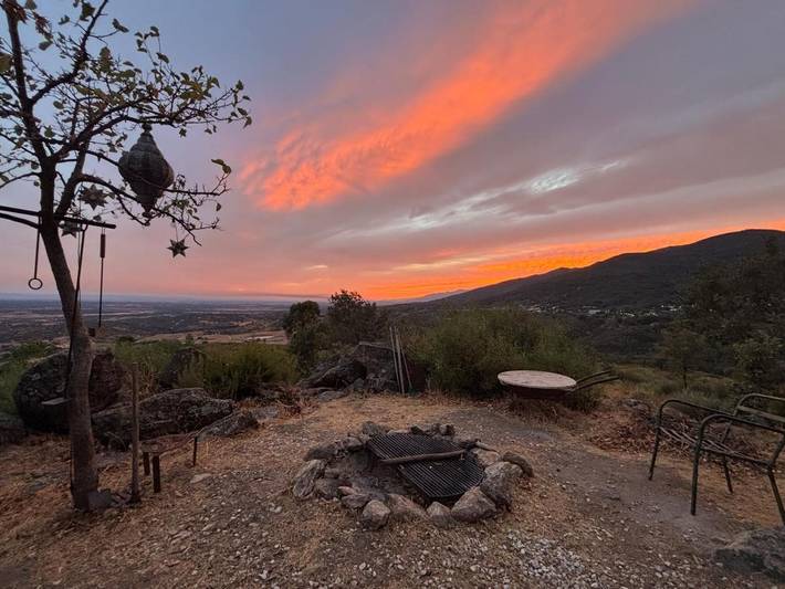 Casa rural para 8 personas, con Terraza y Jardín además de Piscina y Vistas en Guisando