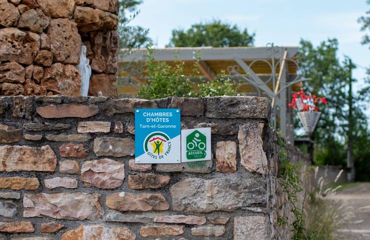 Location de vacances pour 2 personnes, avec piscine et jardin dans le Tarn-et-Garonne - 3