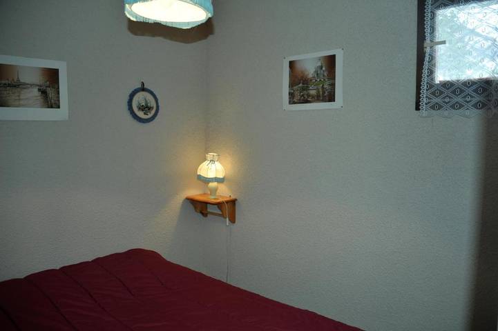 Gîte pour 4 personnes, avec Balcon et Terrasse ainsi que Piscine et Vue à Le Lauzet-Ubaye - 2