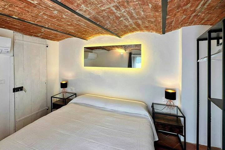 Casa in pietra ristrutturata ad Apricale con bagno turco in Apricale, Alpi Liguri