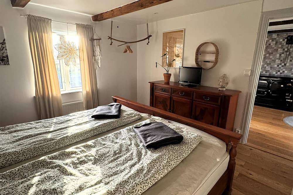 Liten Päronträdgård – Historisches Bauernhaus mit Pool und Sauna in Perstorp, Skane