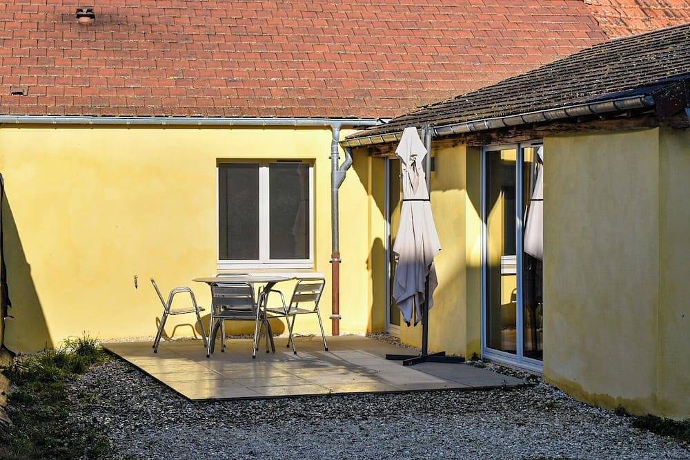 Maison lumineuse avec terrasse & parking in Auxerre, Région d'Auxerre
