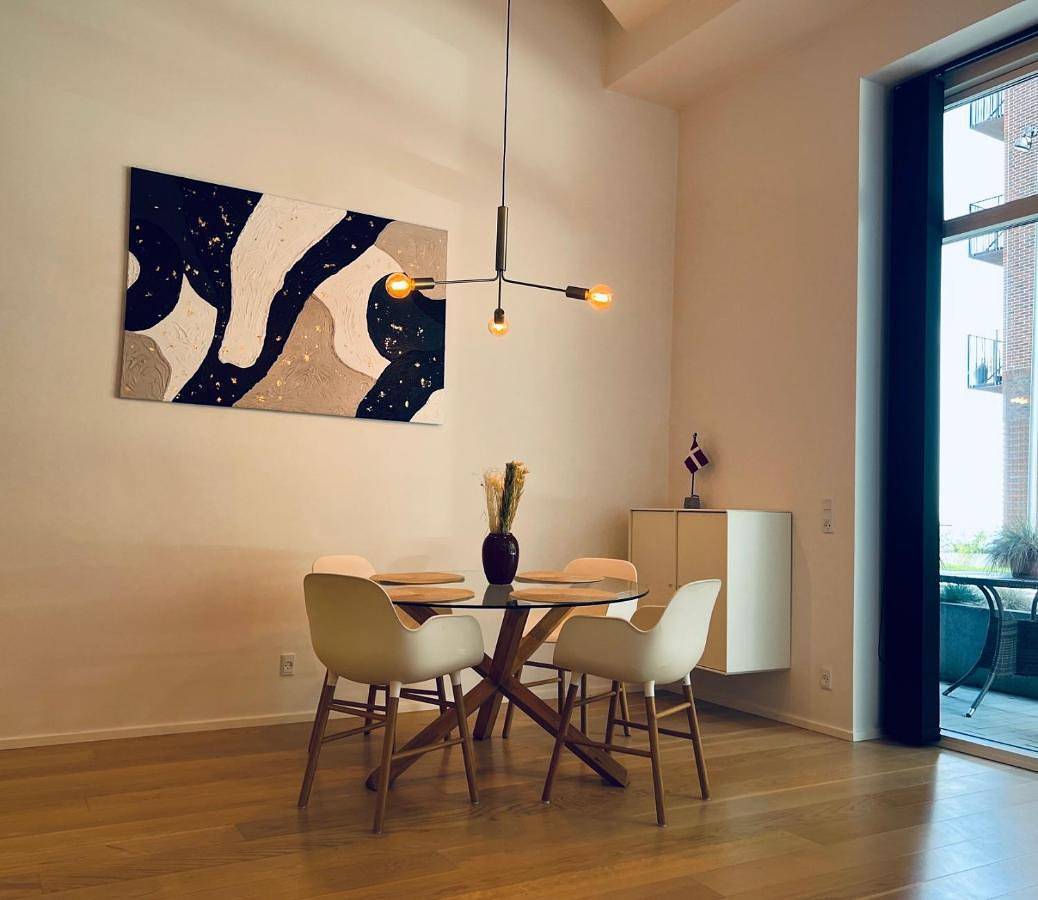 Ganze Wohnung, Exclusive Aalborg Harbourfront Apartment with Private Entrance in Aalborg, Limfjord in Nordjütland