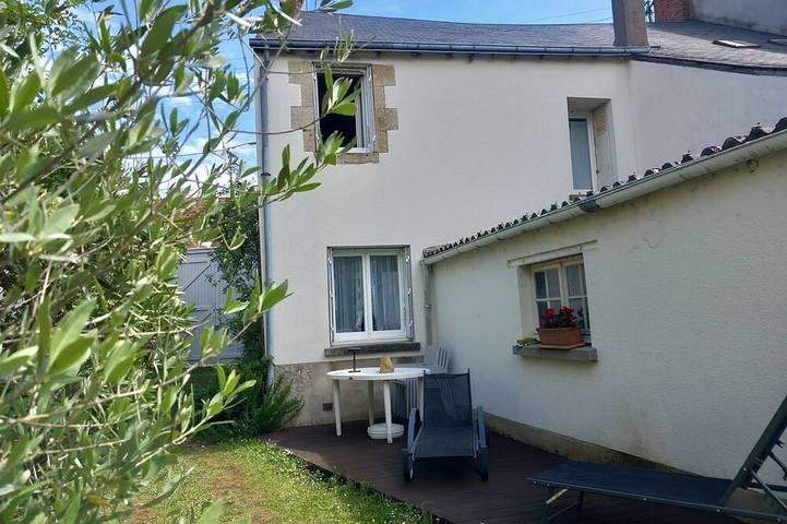 Location de vacances pour 6 personnes, avec Terrasse et Jardin à Châteauneuf-sur-Loire
