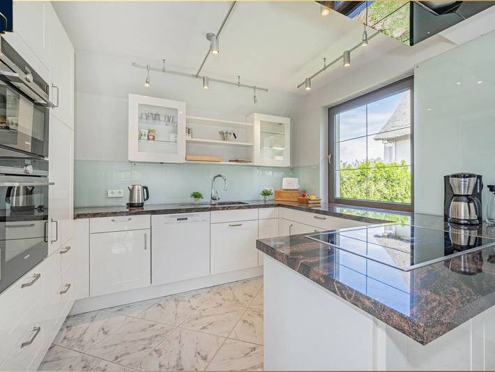 Ferienhaus für 12 Personen, mit Seeblick und Terrasse sowie Garten, mit Haustier in Ückeritz - 2