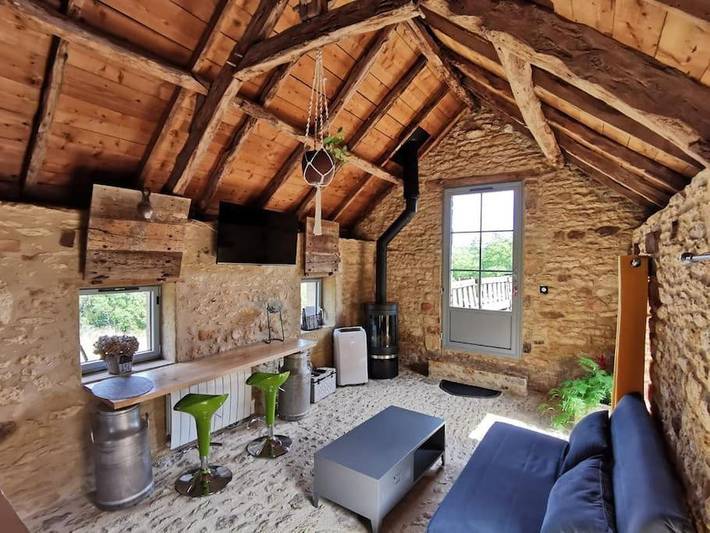 Location de vacances pour 2 personnes, avec vue et jardin à Paulin - 4