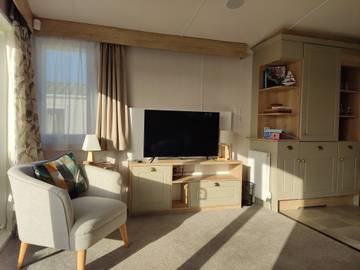 Lodge for 4 People in Poole, Poole Harbour, Photo 1