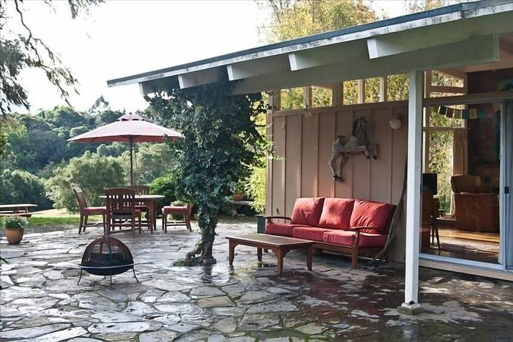 Holiday rental for 7 people, with hot tub and garden in North Coast