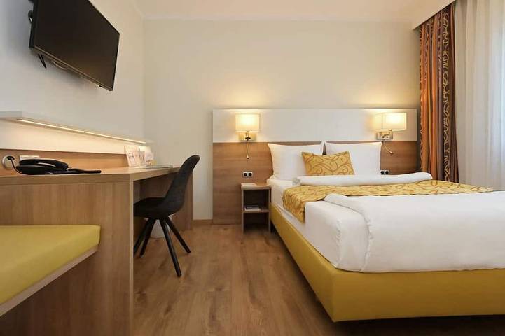 Ganze Wohnung, Standardzimmer - Size: S(mall) - Hotel & Living Am Wartturm in Speyer, Rheinebene