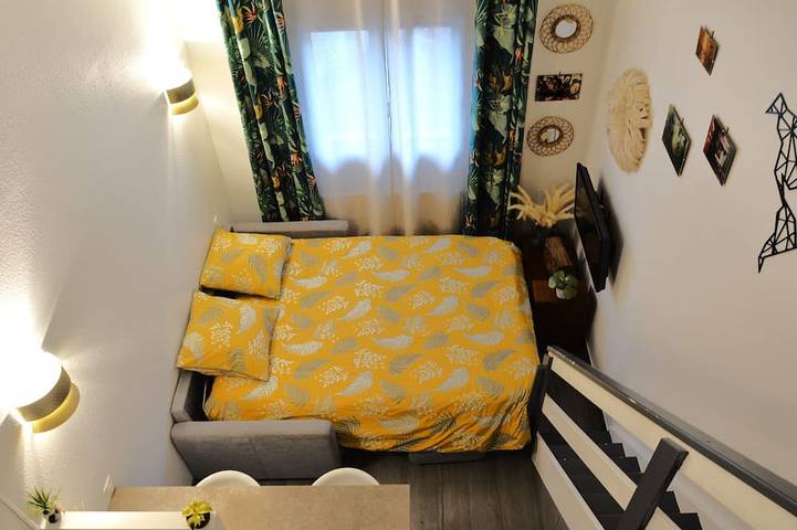 Ganze Wohnung, Blue Lagoon | Cozy Duplex • Parking • Disneyland, 10 min in Bussy-Saint-Georges, Seine-et-Marne