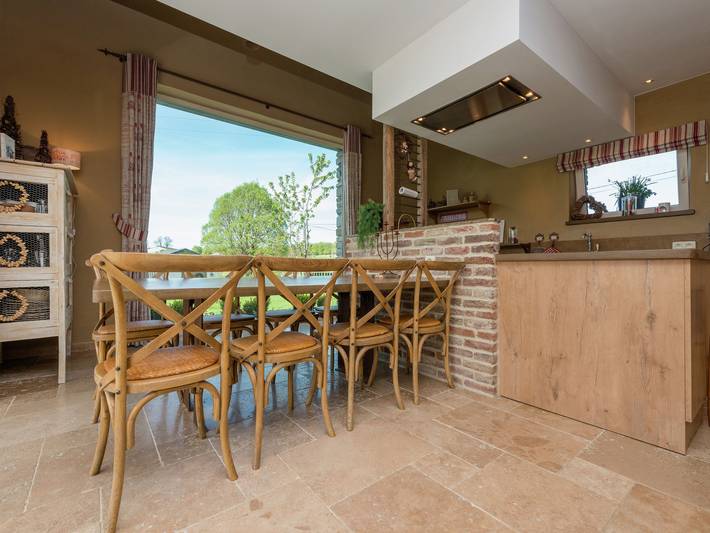 Location de vacances pour 6 personnes, avec jardin et terrasse dans Jehonville - 2