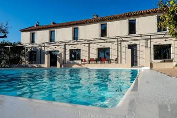 Agriturismo pour 10 personnes, avec jardin à Montfaucon (France)