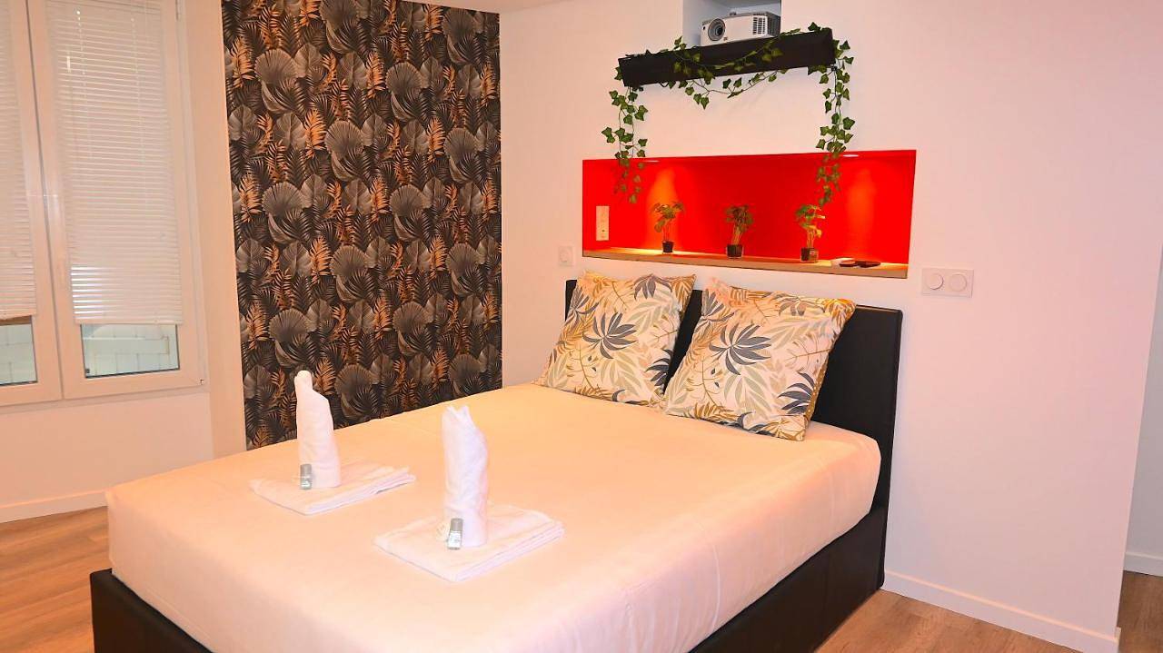 Appartement entier, One-Bedroom Apartment in Villeneuve-sous-Dammartin, Seine-et-Marne