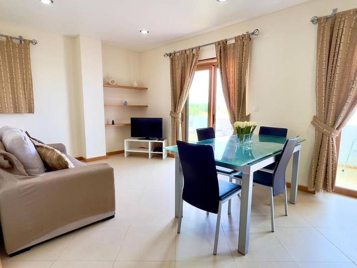 Apartamento de férias para 6 pessoas, com varanda em Baleal