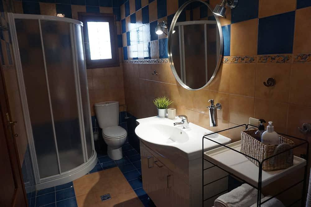 Geheel appartement, Sea side house with magnificent garden in Pilion