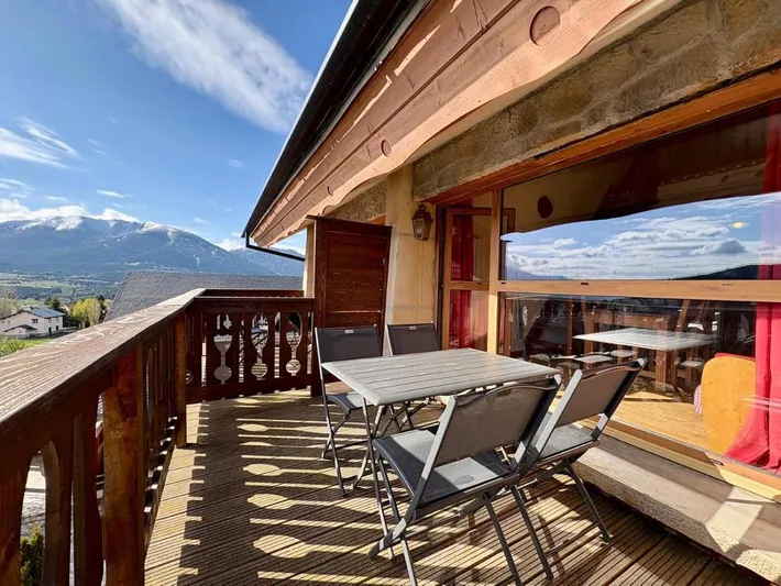 Ferienwohnung für 4 Personen, mit Terrasse und Sauna sowie Ausblick und Pool - 1