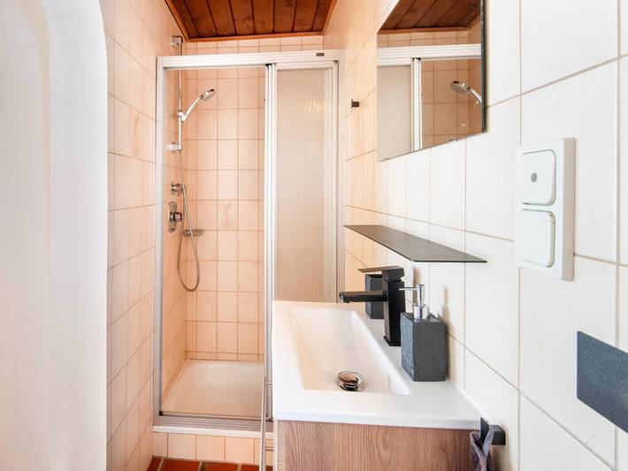 Bungalow für 4 Personen, mit Garten und Terrasse in Tirol - 3