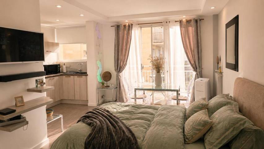 Ferienwohnung für 2 Personen, mit Ausblick und Balkon - 1