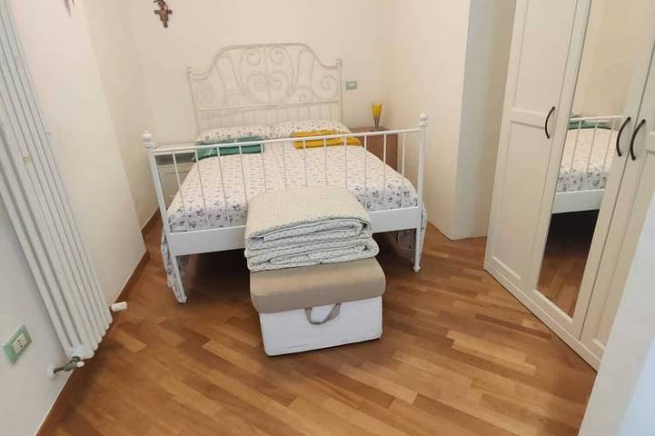 Entire apartment, Apartment In Full Historical Center in Pesaro, Valle del Metauro