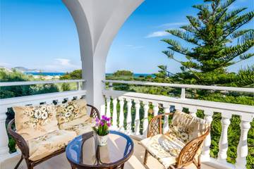 Gîte pour 4 personnes, avec jardin et balcon dans Laganas