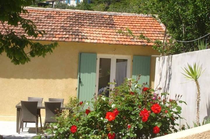 Cottage für 4 Personen, mit Garten und Whirlpool sowie Terrasse, mit Haustier - 1