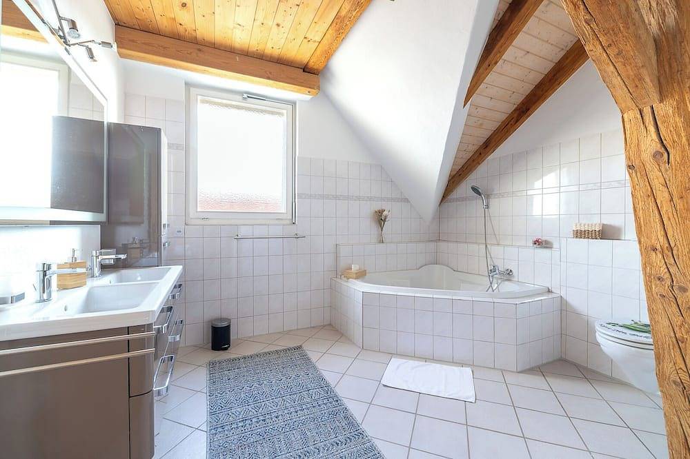 Ganze Wohnung, Maison Seeland/ruhig/Natur/Papiliorama/Bern/Murten in Kerzers, Drei-Seen-Land