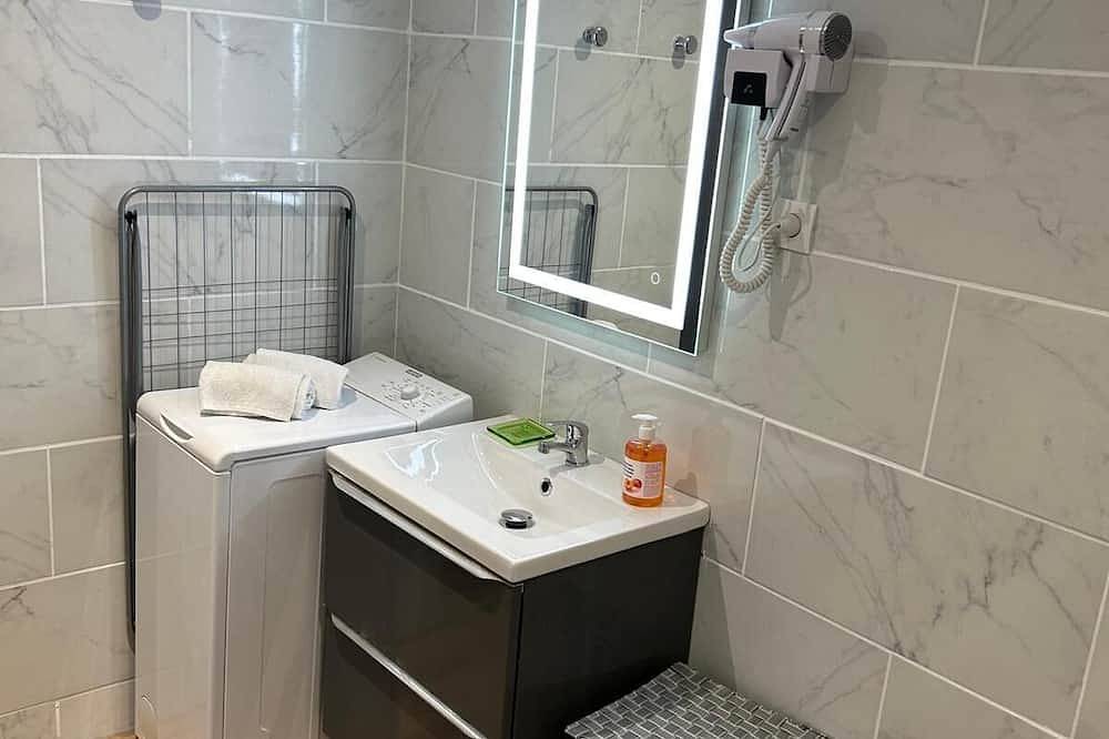 Ganze Wohnung, Reve Divin T3 Centre Vile, Avec Parking, Wifi in Lourdes, Hautes-Pyrénées