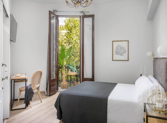 Chambre pour 2 personnes, avec balcon à Barcelone