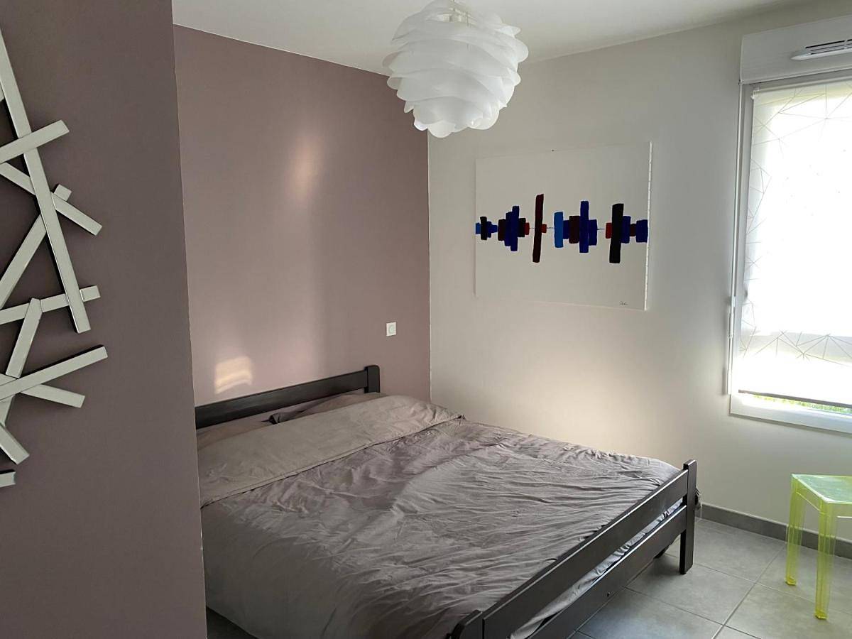 Appartement entier, Two-Bedroom Apartment in Saint-Jean-de-Védas, Côte méditerranéenne (France)
