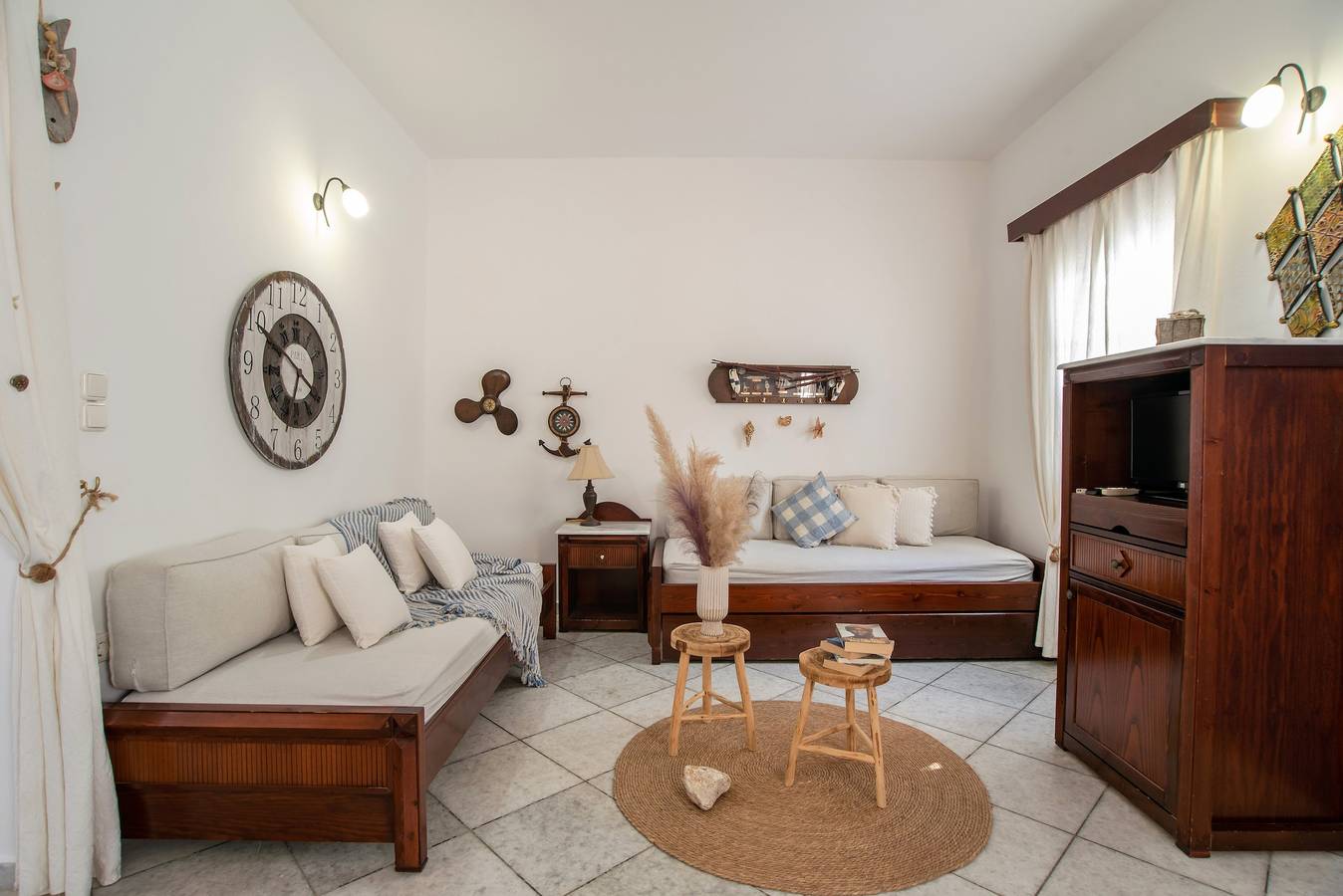 Apartment In A Hotel 'Sun Rock Boutique - Villa Margarita' with Sea View, Wi-Fi and Air Conditioning in Agios Prokopios, Cyclades