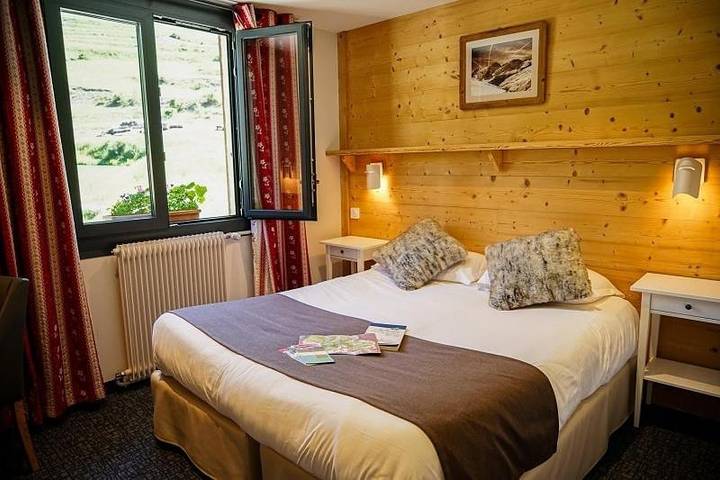 Hôtel pour 2 personnes, avec terrasse et vue à Villar-d'Arêne - 4