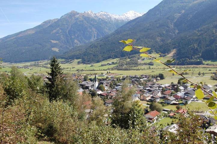 Studio with Balcony in Neukirchen am Großvenediger, Pinzgau