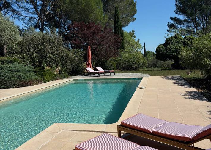 Location de vacances pour 8 personnes, avec terrasse et jardin, animaux acceptés à Cotignac - 2