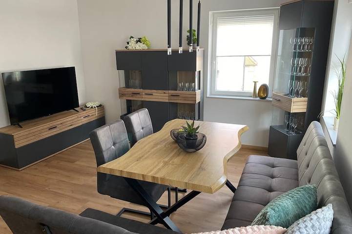 Ganze Wohnung, Fewo Bähr geräumige-gemütliche 4 Zimmer Wohnung -bei Bamberg in Hirschaid, Landkreis Bamberg