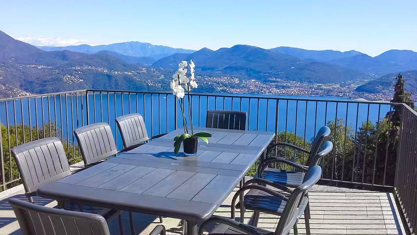 Ferienwohnung für 9 Personen, mit Balkon und Terrasse sowie Garten und Pool in Trarego Viggiona - 4