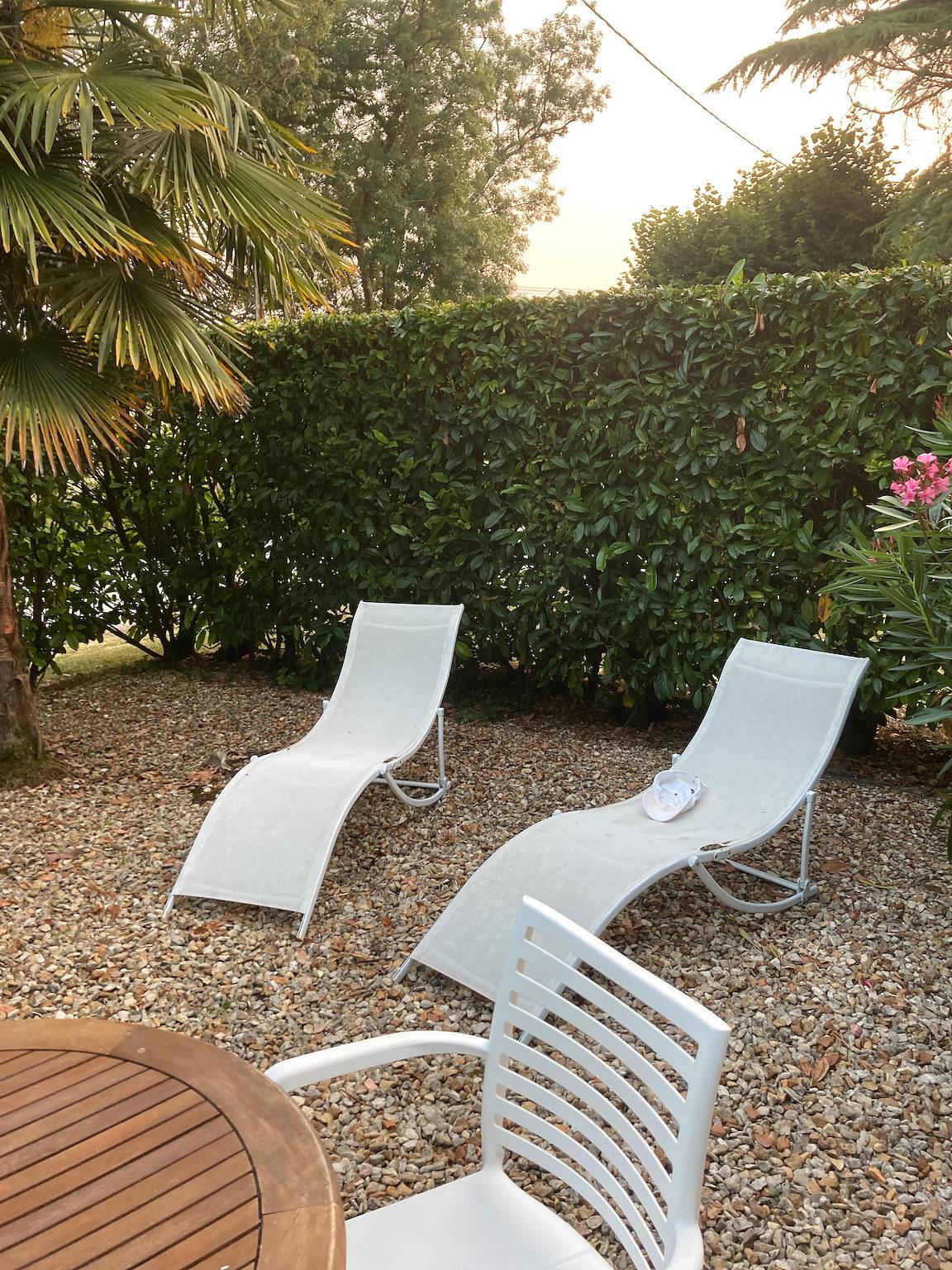 Ferienhaus 'Au Bord De La Charente' mit privater Terrasse und privatem Garten in Jarnac, Charente