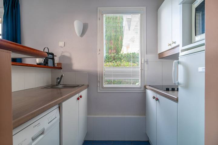 Gîte pour 6 personnes, avec jardin ainsi que piscine et terrasse à Bénodet - 3