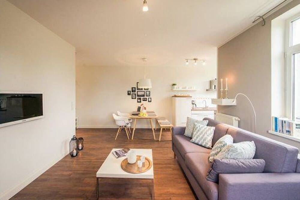 Entire apartment, 5. stylish blackberry - Krummin manor house Usedom in Krummin, Usedomer Norden