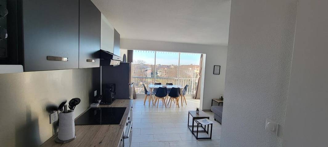 Appartement de vacances pour 4 personnes, avec Jardin ainsi que Piscine et Vue