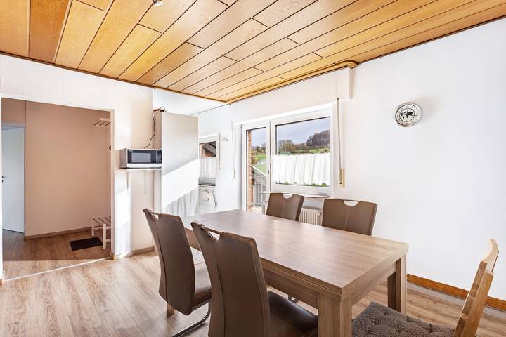 Hel lejlighed, Apartment 'Hammerschmidt' with Balcony and Wi-Fi in Alme, Brilon