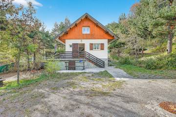 Ferienhaus für 8 Personen, mit Garten in Alpes-de-Haute-Provence