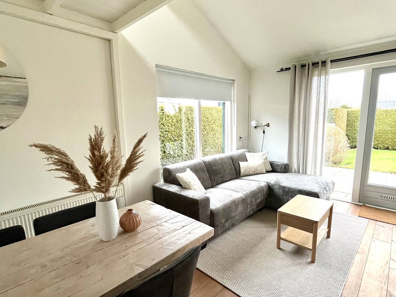 Comfortable 5-person bungalow on child-friendly holiday park on the coast in Friesland in Franekeradeel, North Sea Netherlands