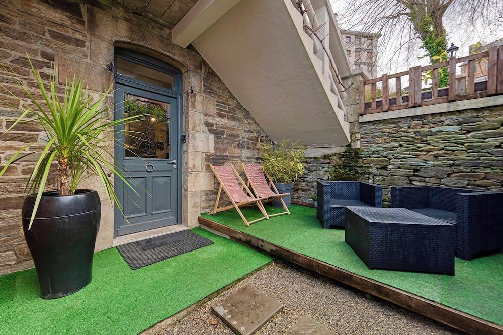 Appartement entier, Studio Le Cocooning avec jardinet coeur de Lannion, calme et verdure- Lit double in Lannion, Ceinture Dorée