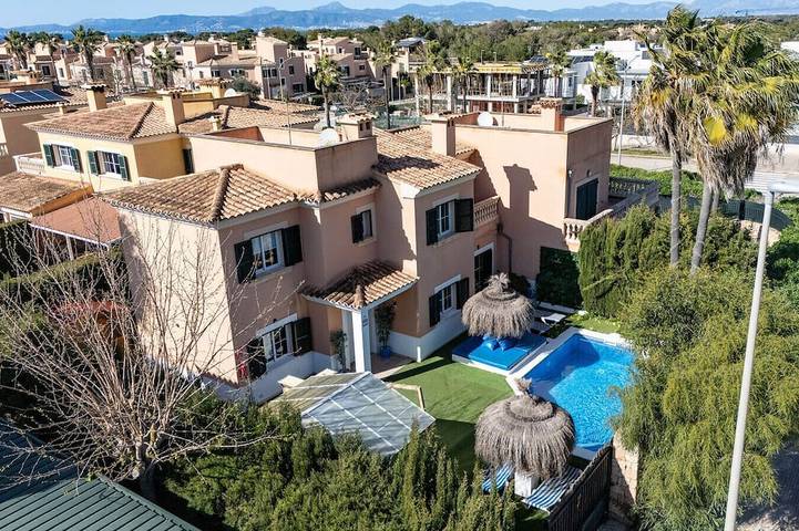 Chalet para 10 personas, con jardín y balcón - 1