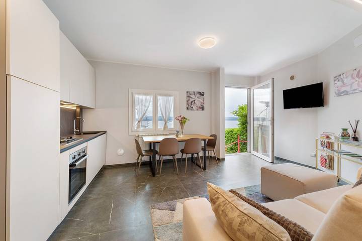 Ferienwohnung für 4 Personen, mit Garten und Seeblick im Piemont - 2