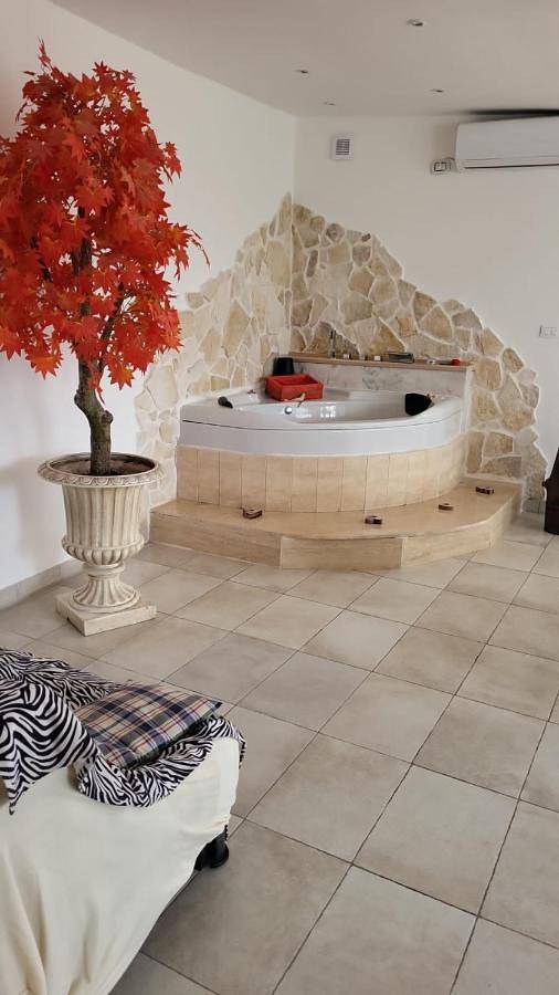 Villa für 4 Personen, mit Ausblick und Garten sowie Pool, mit Haustier in Taranto - 3