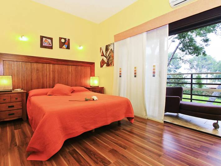 Casa rural para 14 personas, con jardín en Salou - 4