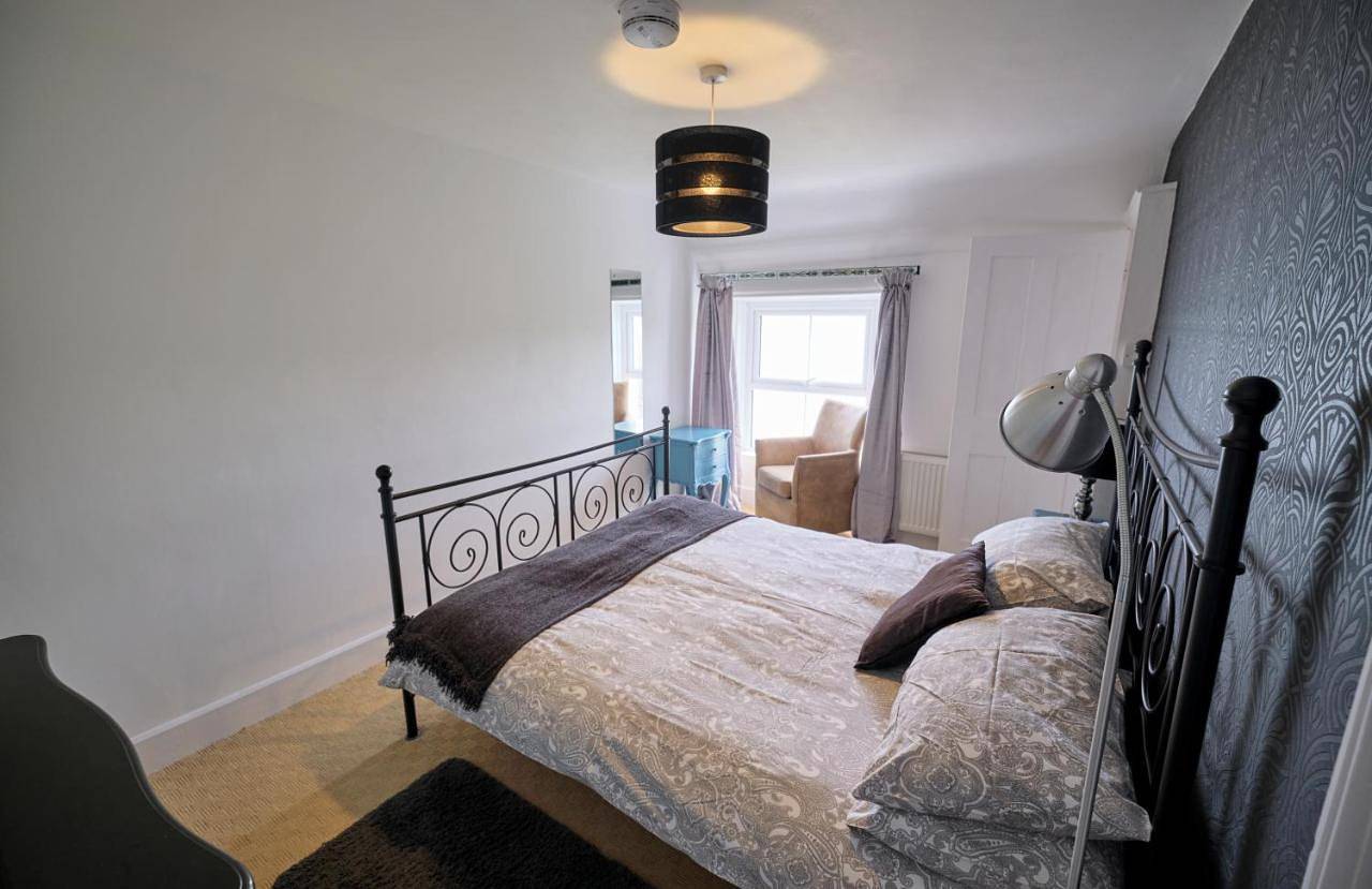 Superior King Room in Porthleven, Cornwall